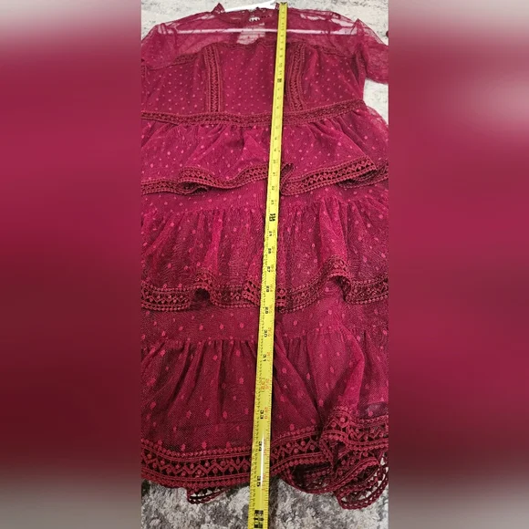 NWT Bebe Lace Dress Size 6 - Picture 10 of 10